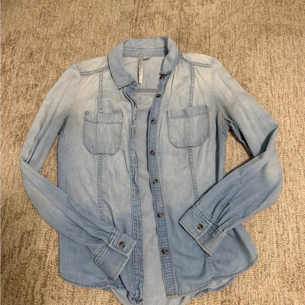 Lauren ConradLight Wash Denim Button-Up Shirt